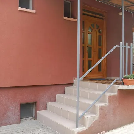 Σπίτι διακοπών Stunning In W 5 Bedrooms